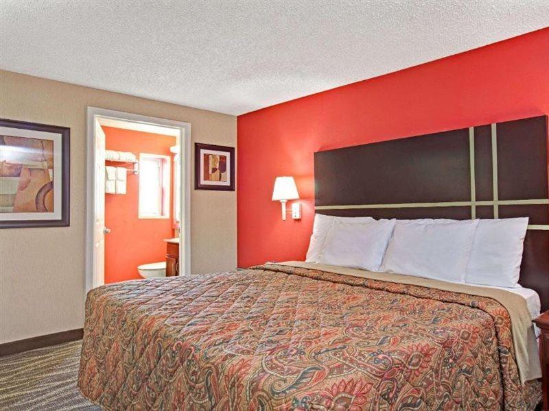 Days Inn By Wyndham Ridgefield Nj Esterno foto